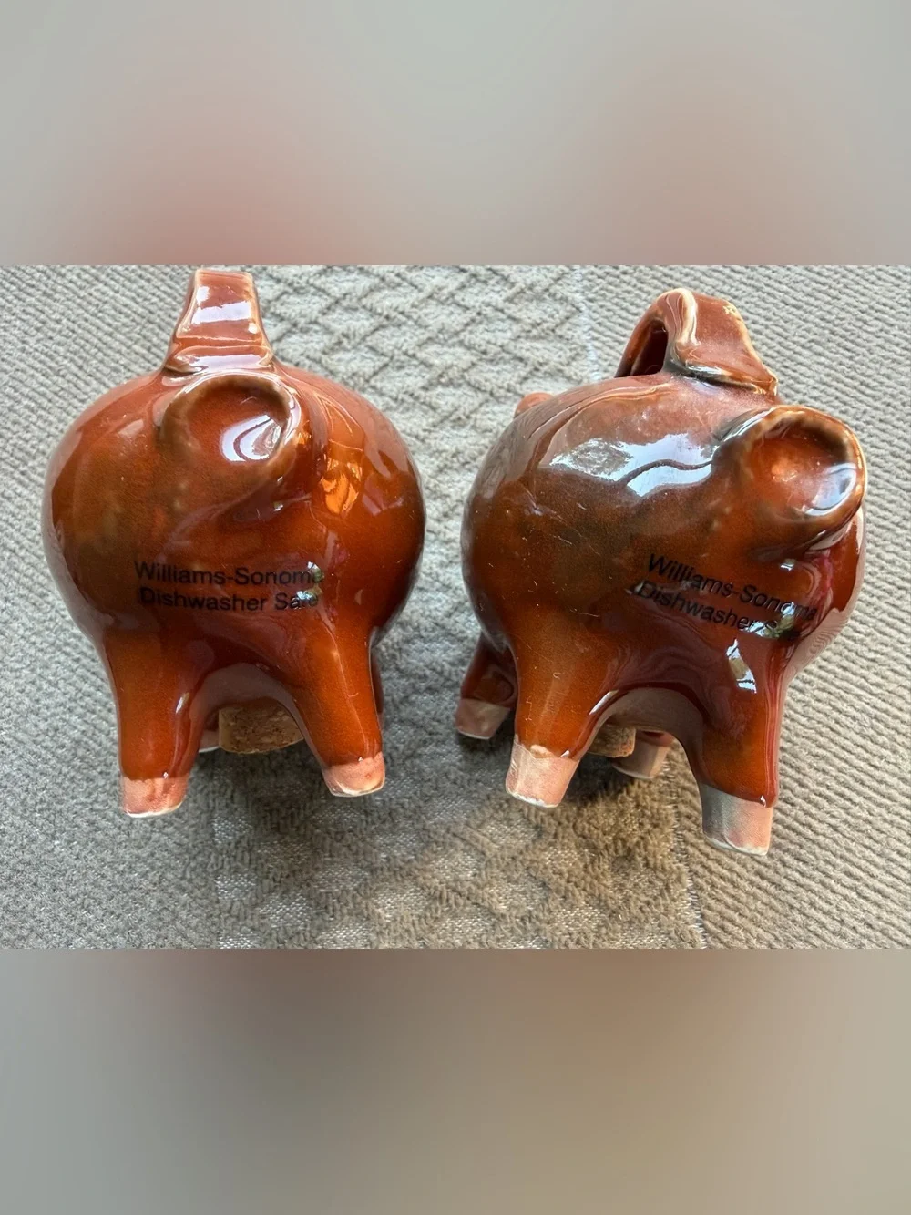 Williams Sonoma Brown Glazed pottery Ceramic Pig Salt & Pepper Shakers w/ corks